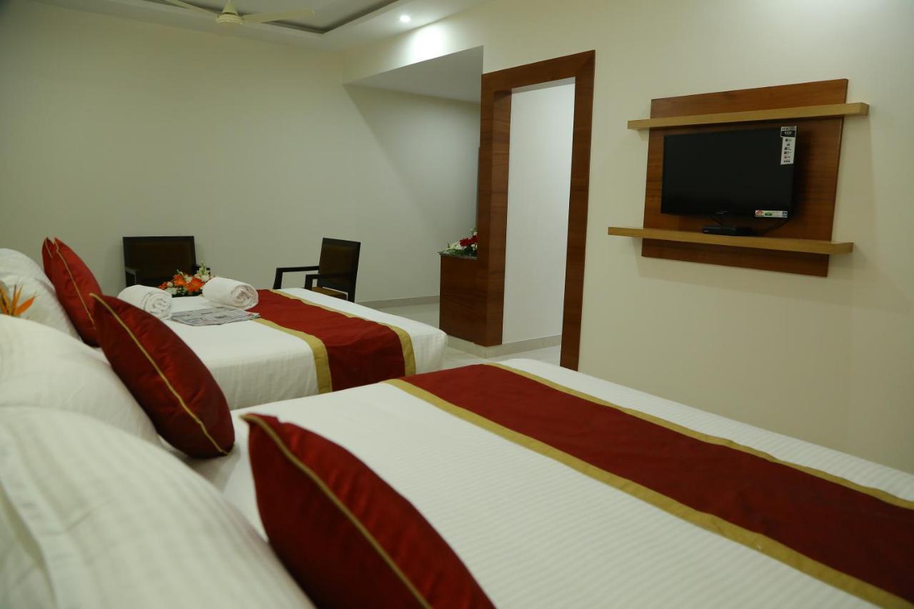 Hotel U.T.Elegance Μπανγκαλόρ Εξωτερικό φωτογραφία