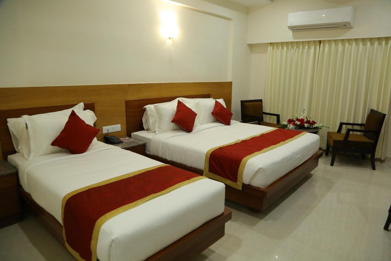 Hotel U.T.Elegance Μπανγκαλόρ Εξωτερικό φωτογραφία