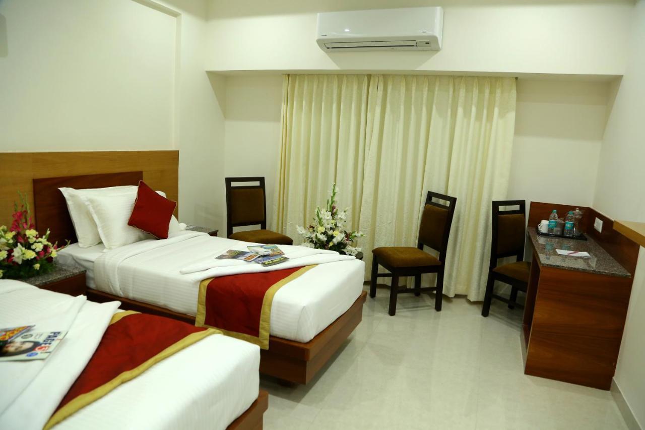 Hotel U.T.Elegance Μπανγκαλόρ Εξωτερικό φωτογραφία