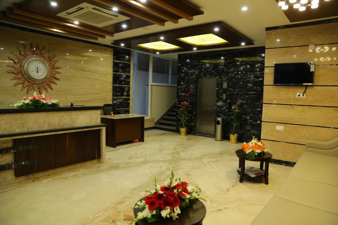 Hotel U.T.Elegance Μπανγκαλόρ Εξωτερικό φωτογραφία