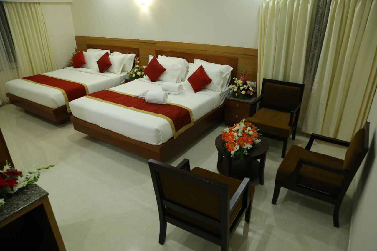 Hotel U.T.Elegance Μπανγκαλόρ Εξωτερικό φωτογραφία